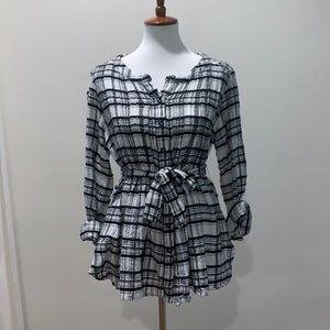 Women's Belted Linen Top